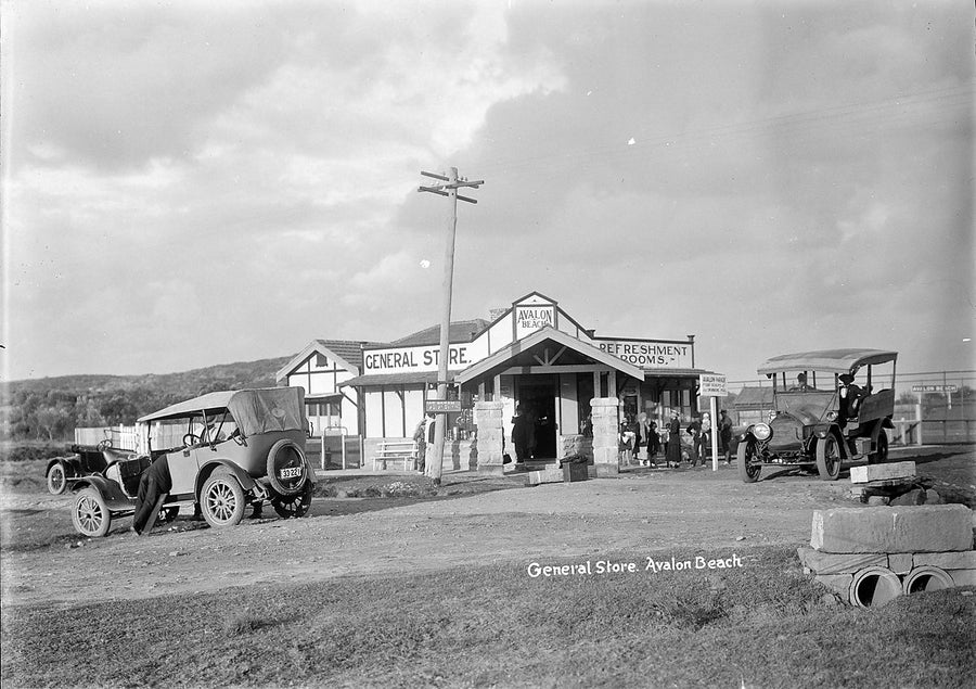 General Store and Refreshment Rooms, Avalon Beach — photograph, from Avalon Beach, c. 1922–29