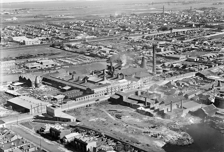 Fowler Potteries from the air, Marrickville — photograph, from Marrickville, 1935–45
