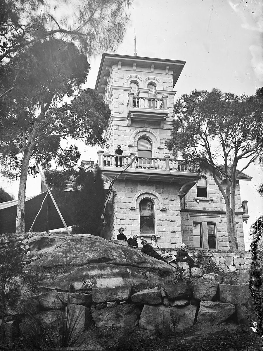 Macpherson family at Warringah Lodge, North Cremorne — photograph, from Lodge Road, 1890–1910