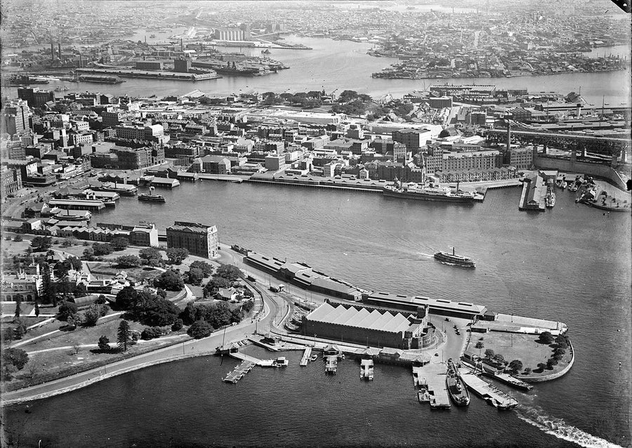 Bennelong Point and Circular Quay from the air, Sydney — photograph, from Bennelong Point / Dubbagullee, c. 1920–38