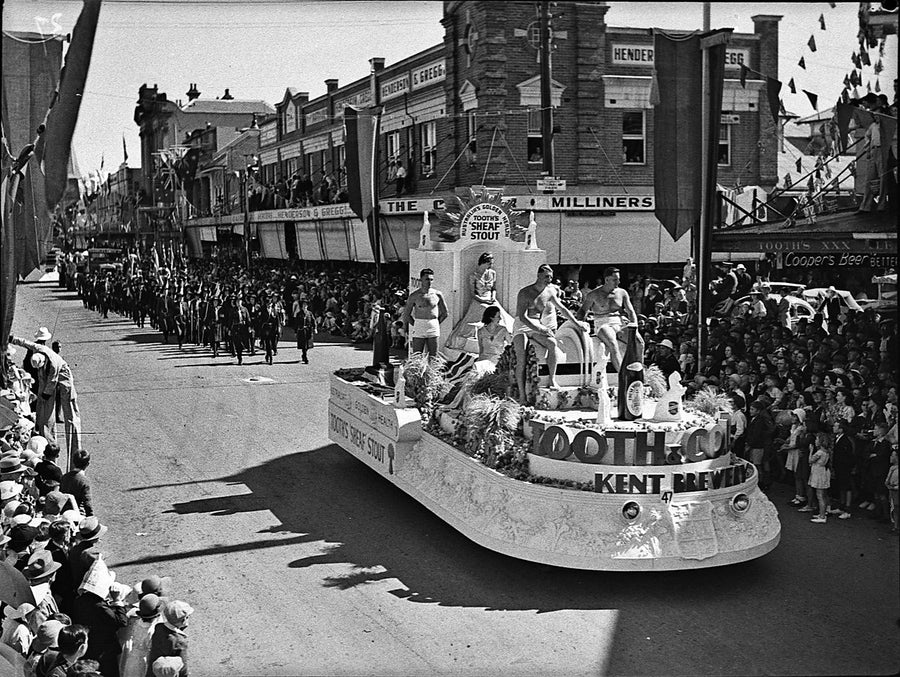 Tooth & Co brewery float, Parramatta Sesquicentenary parade — photograph, from Parramatta, 1938