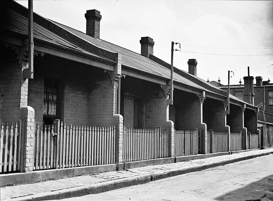 Row of single-storey brick cottages, Erskineville — photograph, from Erskineville, 1938