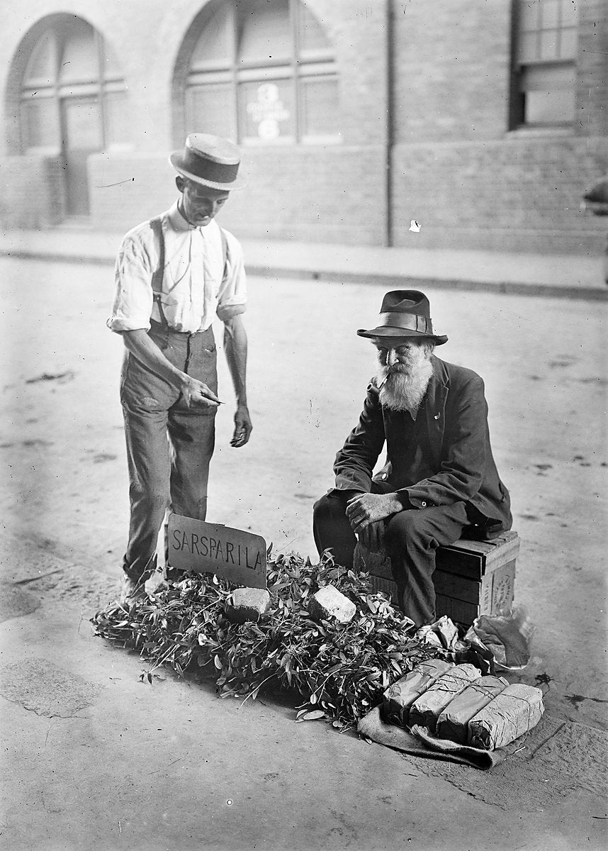 Sarsaparilla seller at the City Markets, Haymarket — photograph, from Haymarket, c. 1911–16