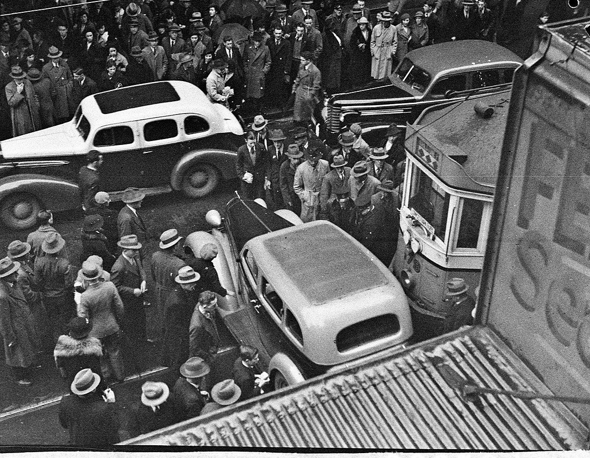 Pitt Street tram and taxi smash, 1937 — photograph, from Pitt Street, circa 1937