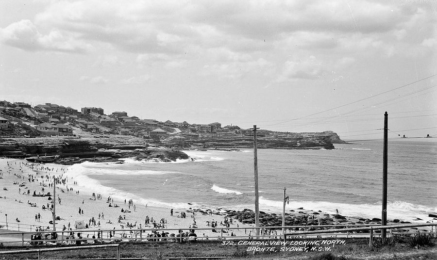 Bronte Beach looking north, bathers on the sand — photograph, from Bronte Beach, circa 1928