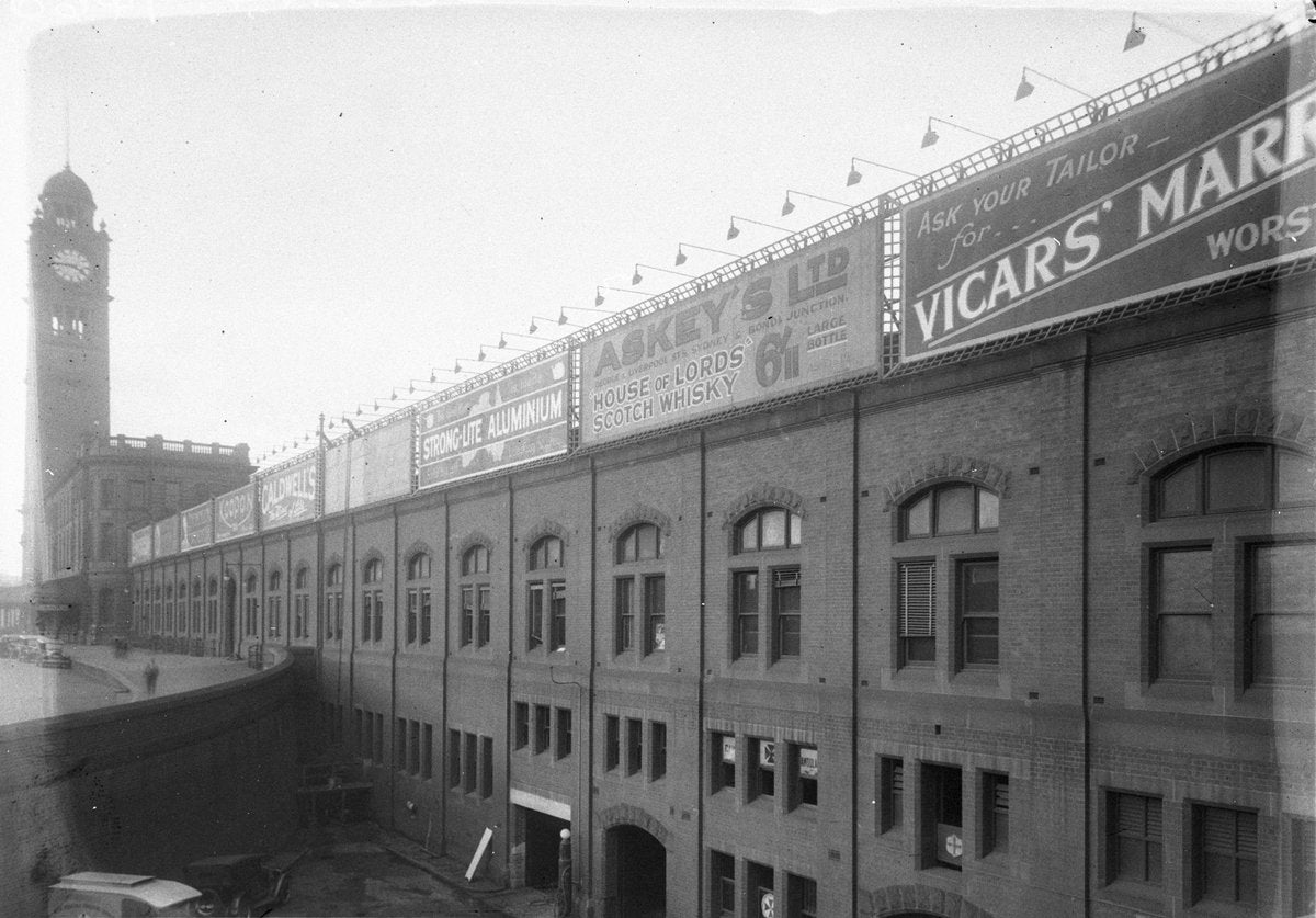 Sky-signs on the western face of Central Railway Station, Sydney — photograph, from Central Railway Station, Sydney, circa 1930