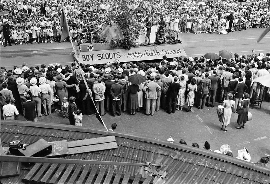Boy Scouts float, Commonwealth Golden Jubilee procession, Sydney, 1951 — photograph, from Sydney Town Hall, circa 1951