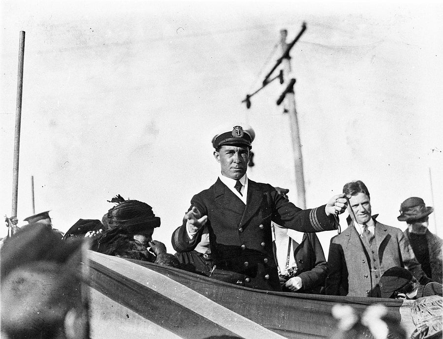 Commander Hammer addressing Navy League cadets at Balmain — photograph, from Balmain, circa 1930