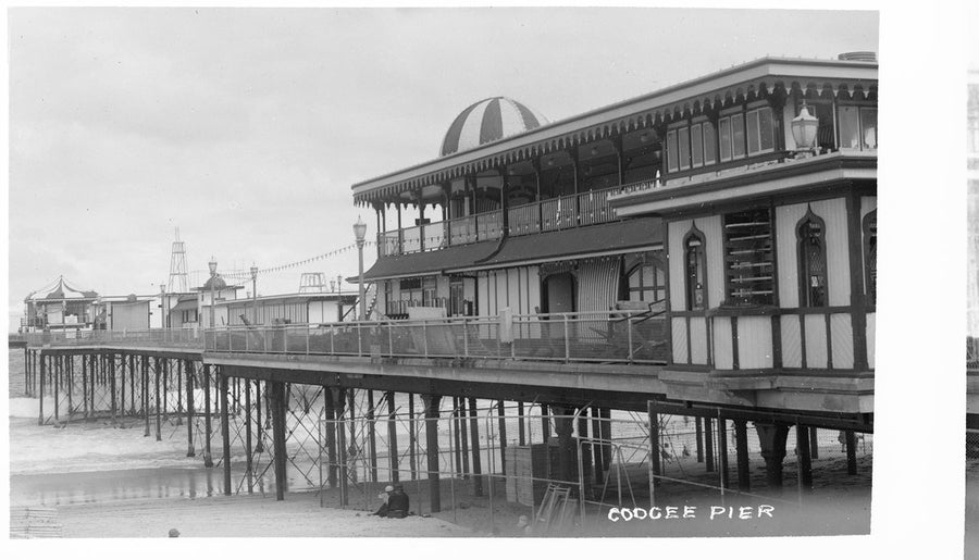Coogee Pier pavilion from the beach — photograph, from Coogee Pier, Coogee Beach, circa 1905