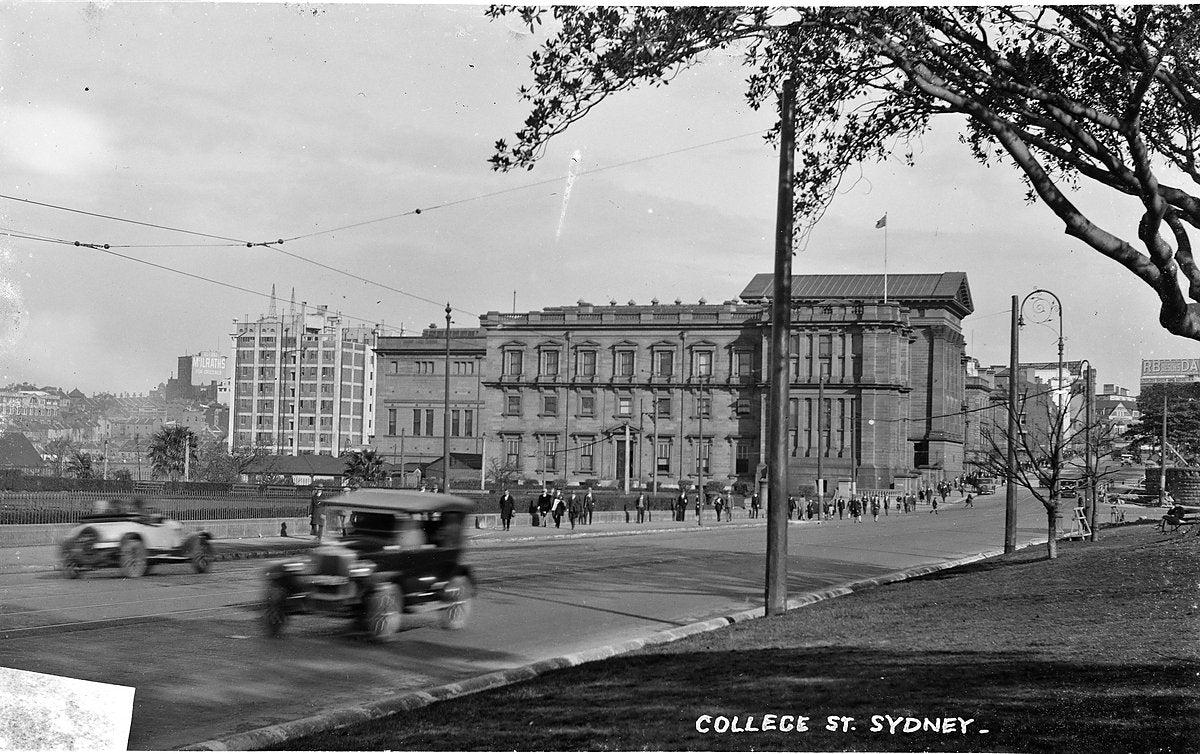 Australian Museum on College Street, Sydney — photograph, from Australian Museum, circa 1910