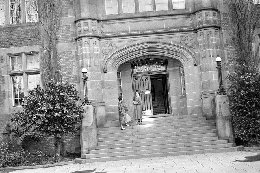 Entrance to the Sydney Teachers' College, University of Sydney — photograph, from Old Teachers College, 1950