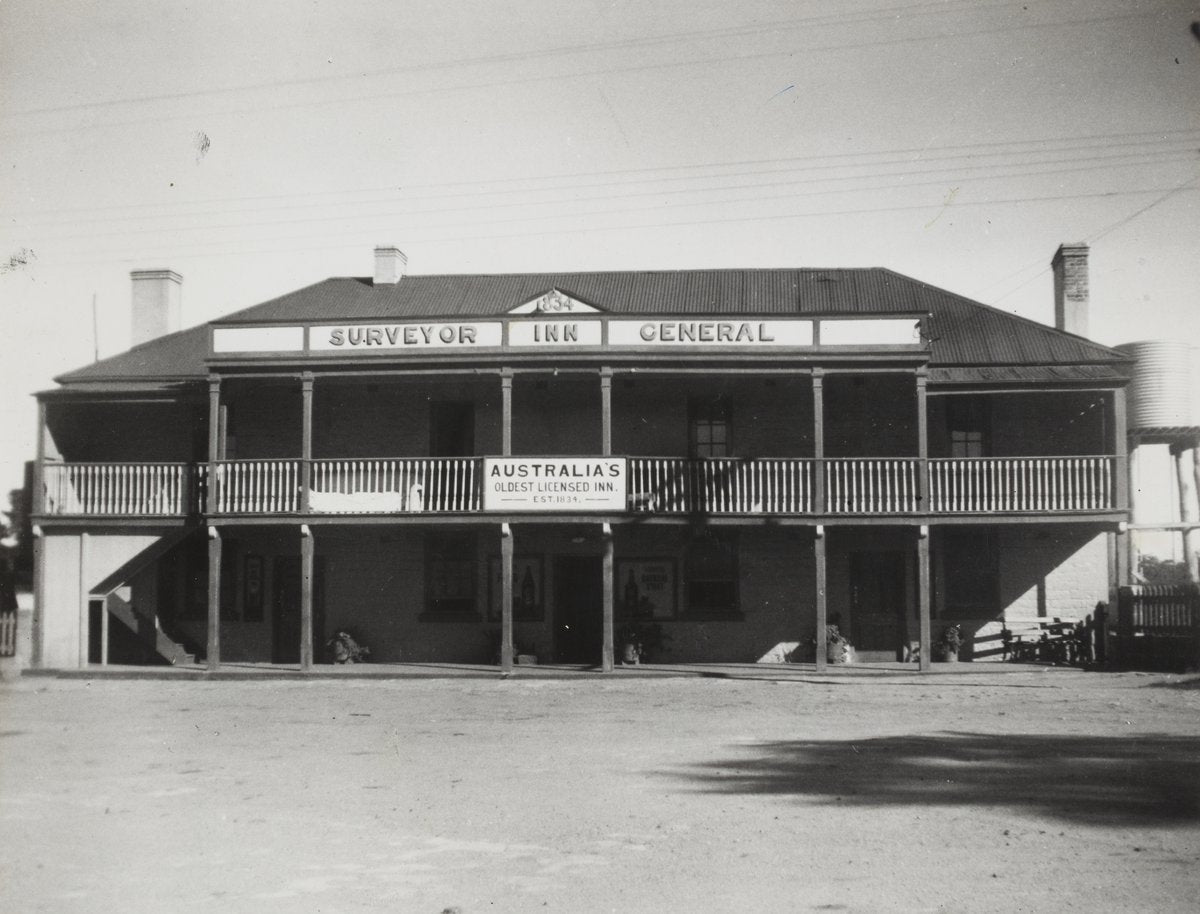 Surveyor General Inn, Berrima — photograph, from Surveyor General Inn, circa 1942