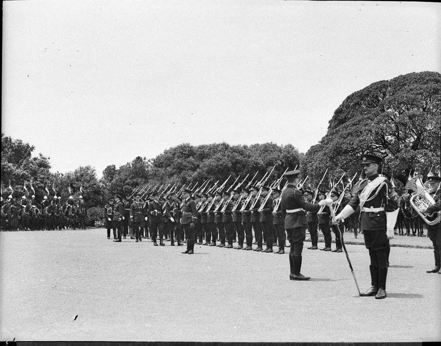 Guard of honour inspected during the Duke of Gloucester's 1934 Sydney visit — photograph, from Sydney, NSW, circa 1934