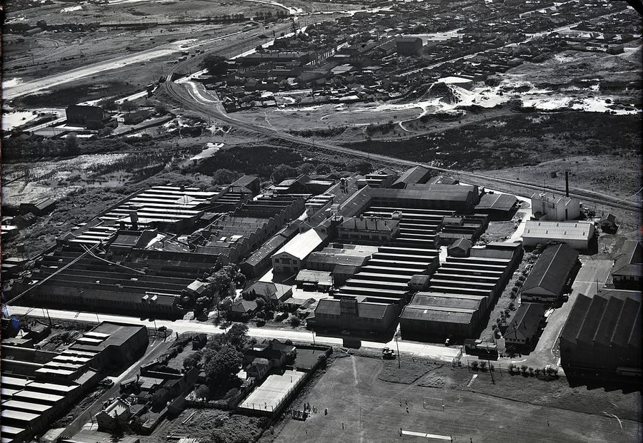 Milton Kent aerial survey of a Sydney factory complex — photograph, c. 1950
