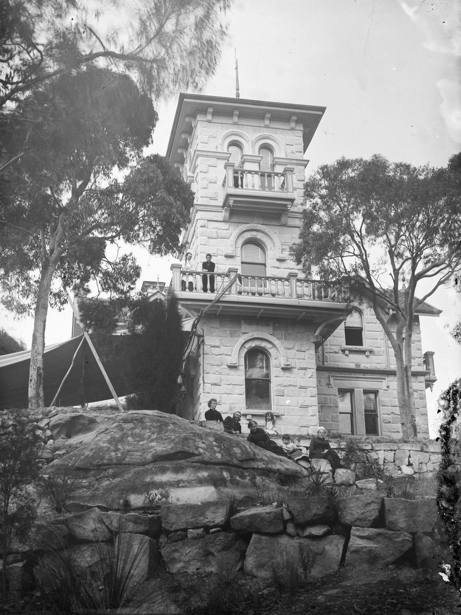 Macpherson family at Warringah Lodge, North Cremorne — photograph, from Lodge Road, circa 1890