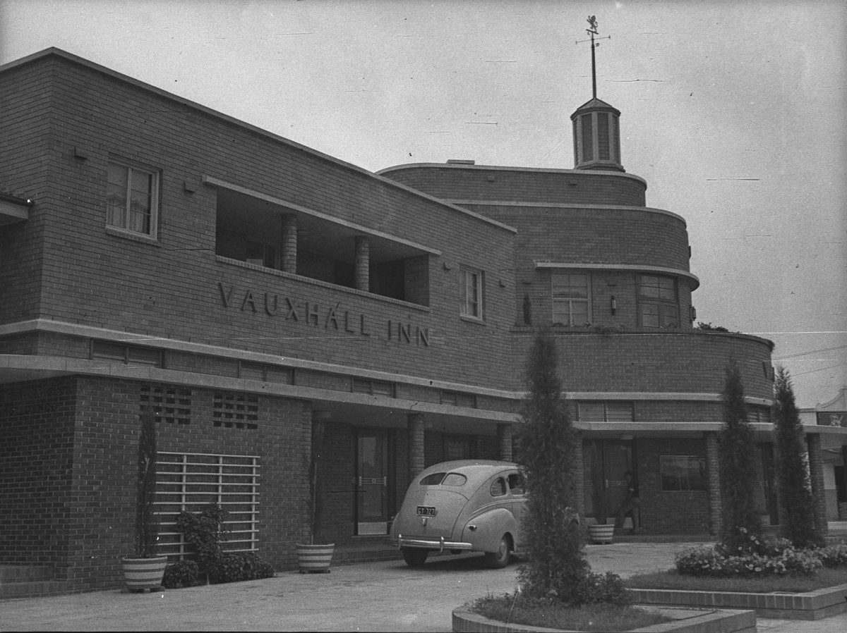Vauxhall Inn, Parramatta Road, Granville, 1939 — photograph, from Vauxhall Inn, circa 1939