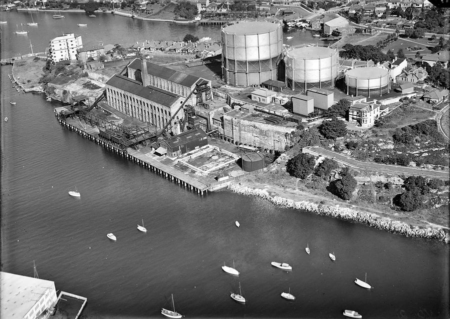 Aerial view of the North Shore Gas Company's Neutral Bay works — photograph, from North Sydney, 1935–41