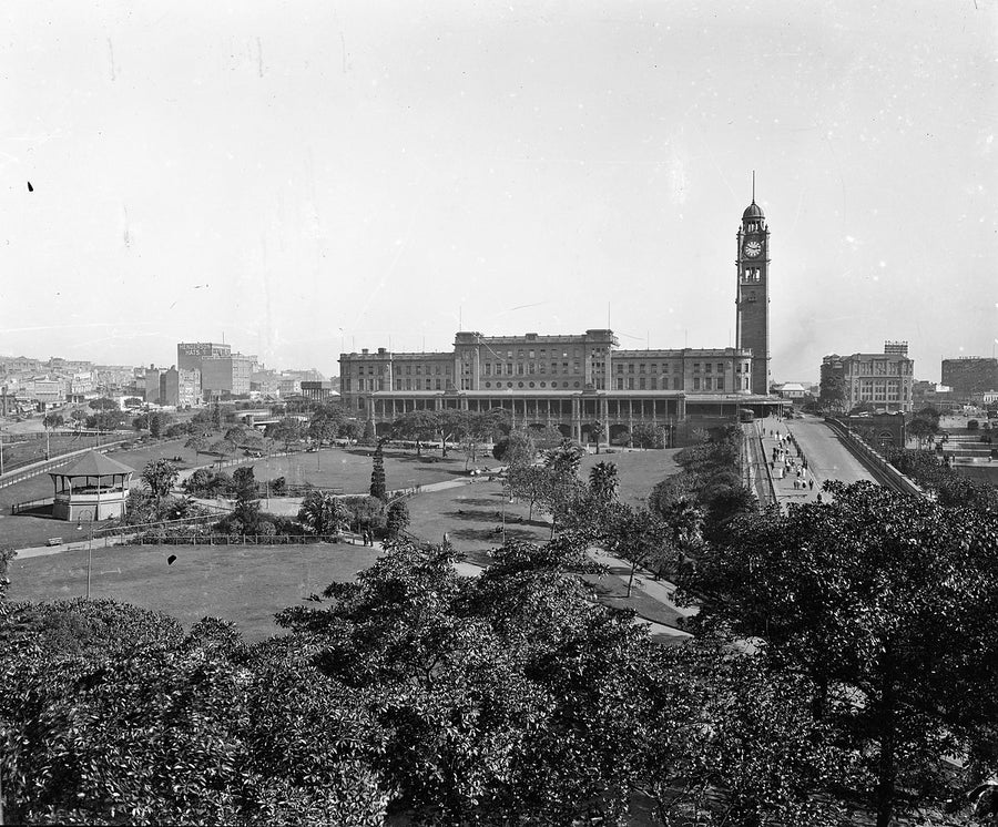 Central Railway Station across Belmore Park, 1920s — photograph, from Randle Street, circa 1916