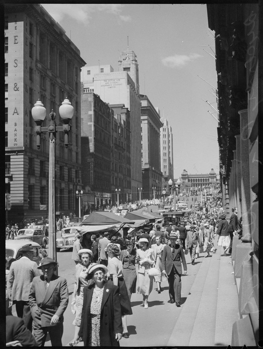 Footpath crowds and street stalls, Martin Place, Sydney — photograph, from Martin Place, Sydney, circa 1949