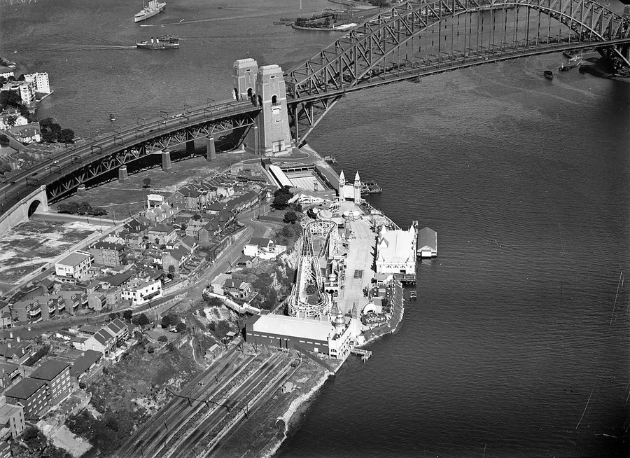Luna Park and the Sydney Harbour Bridge from the air, Milsons Point — photograph, from Luna Park, circa 1935