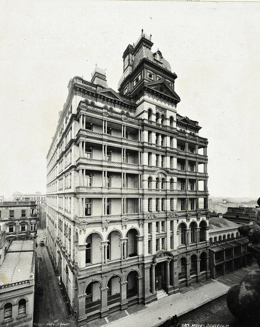 Hotel Australia, Castlereagh Street, Sydney — photograph, from Castlereagh Street, circa 1903