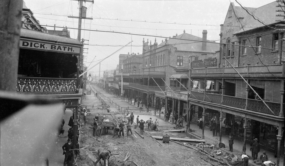 Paving Hunter Street near the Hotel Rawson, Newcastle — photograph, circa 1920