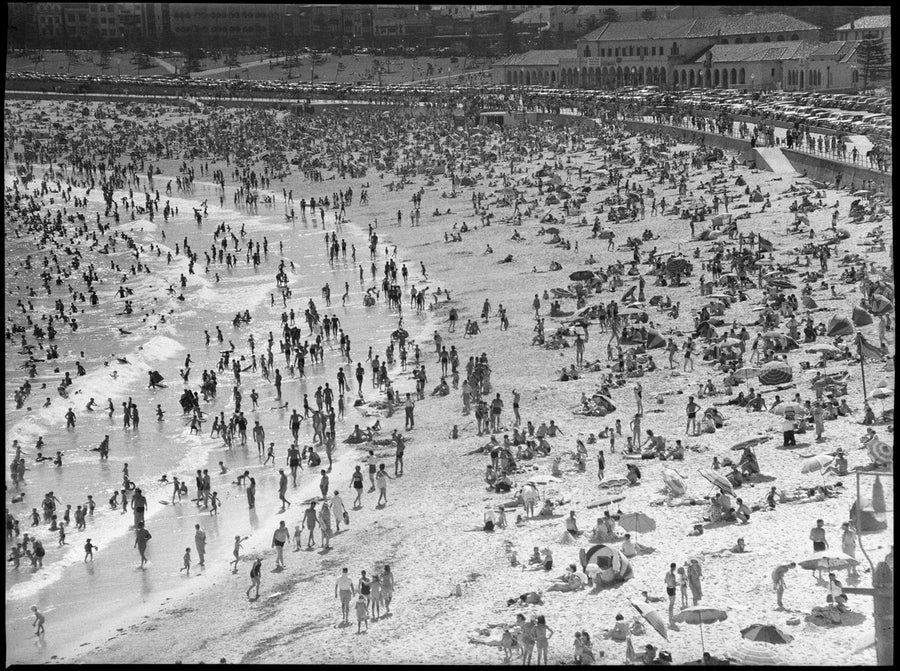 Crowds at Bondi Beach below the Pavilion — photograph, from Bondi Beach, Sydney, circa 1950