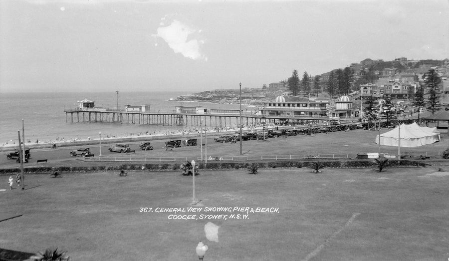 Coogee Pleasure Pier and beachfront, Coogee — photograph, from Coogee Beach, circa 1928