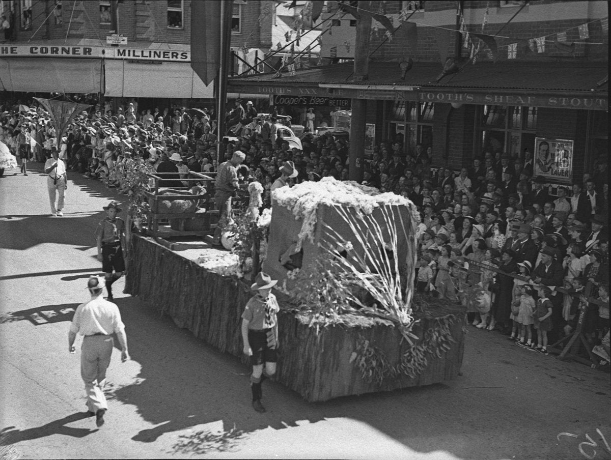 Sesquicentenary parade float and boy scouts, Parramatta, 1938 — photograph, from Parramatta, N.S.W., circa 1938