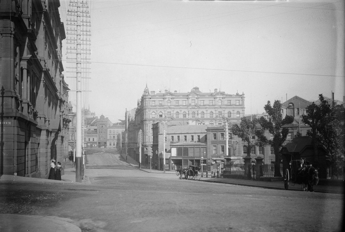 Bridge Street looking west from Loftus Street, Sydney — photograph, from Macquarie Place, circa 1900