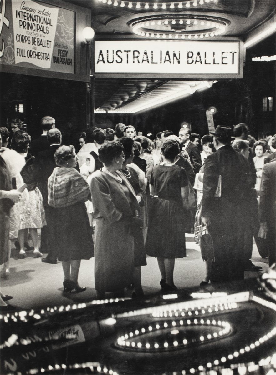 Theatre crowd beneath an Australian Ballet marquee, Sydney — photograph, from Sydney CBD, circa 1962