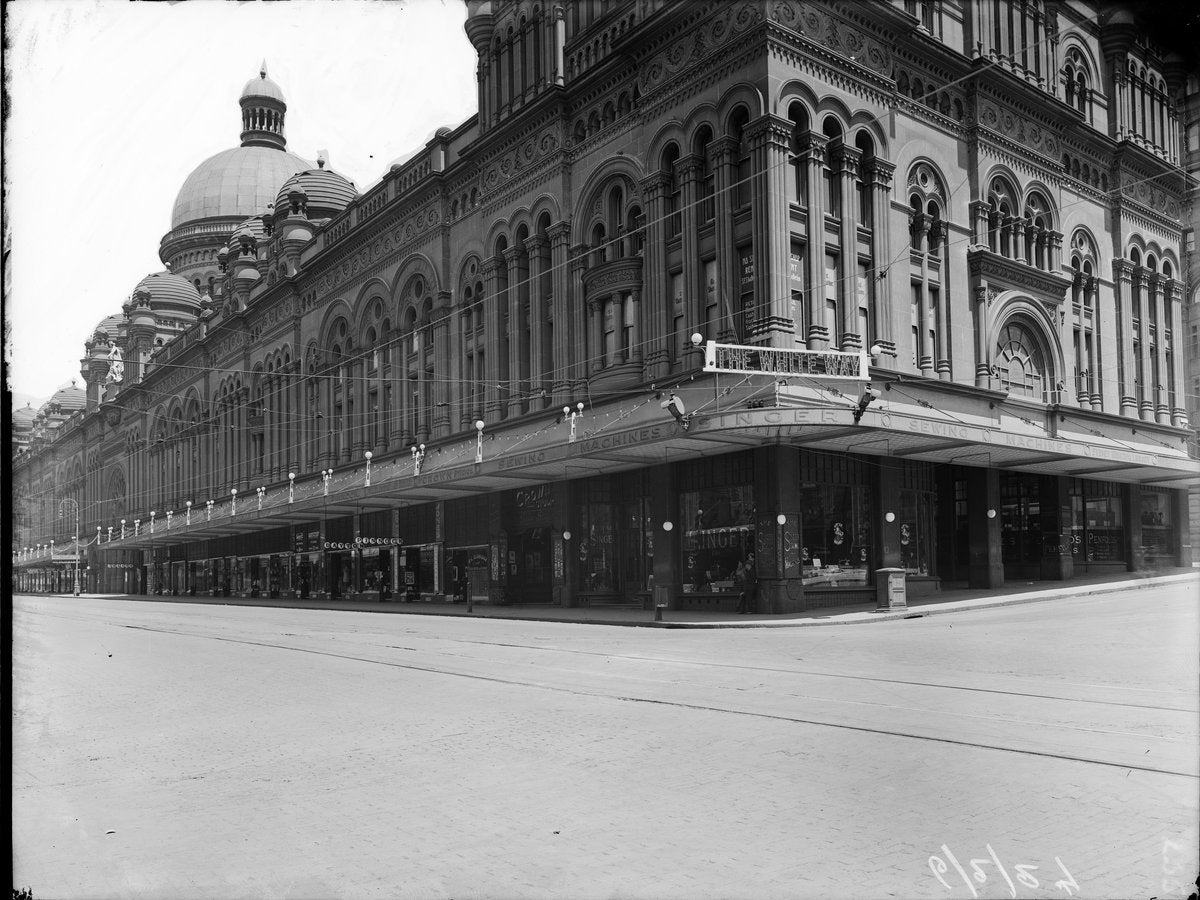 Singer sewing machine showroom in the Queen Victoria Building, George Street — photograph, from Queen Victoria Building, circa 1925